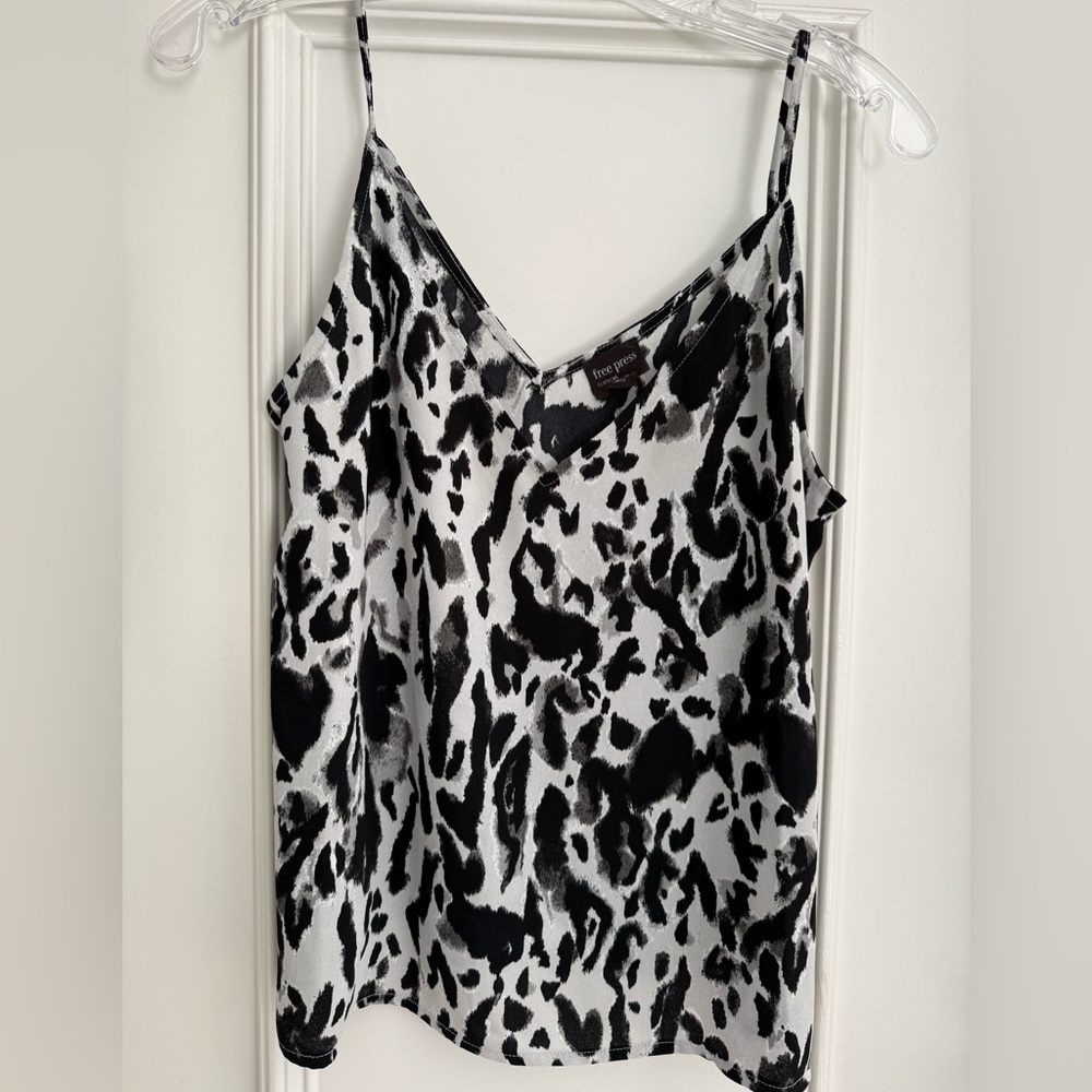Free Press Black & White Animal Print Cami – Size S – Sleek & Stylish